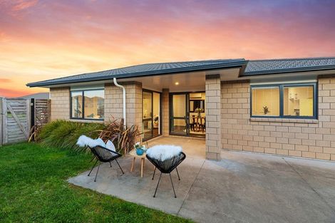 Photo of property in 81 Puhirake Crescent, Pyes Pa, Tauranga, 3112