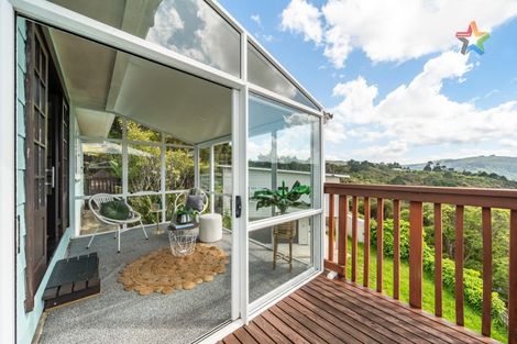 Photo of property in 75 Logie Street, Stokes Valley, Lower Hutt, 5019