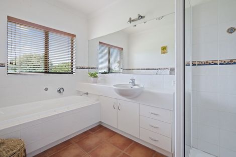 Photo of property in 6 Village Fields Road, Waiau Pa, Pukekohe, 2679