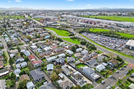 Photo of property in 4 Sunnyside Road, Nawton, Hamilton, 3200