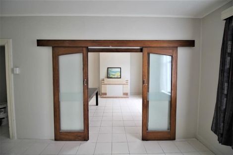 Photo of property in 29 Avenue Road, Otahuhu, Auckland, 1062