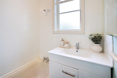 Photo of property in 5 Denvir Street, Strowan, Christchurch, 8052