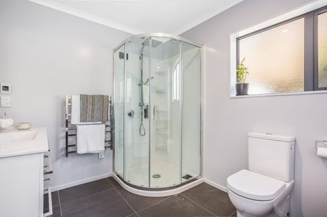 Photo of property in 13 Atherton Terrace, Churton Park, Wellington, 6037