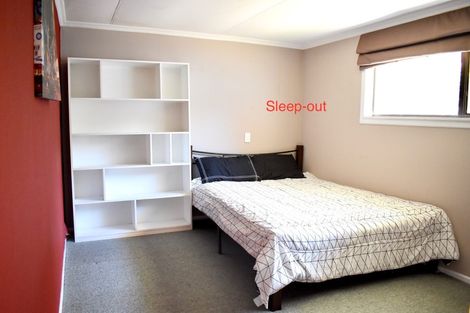 Photo of property in 123 Guy Street, Dannevirke, 4930