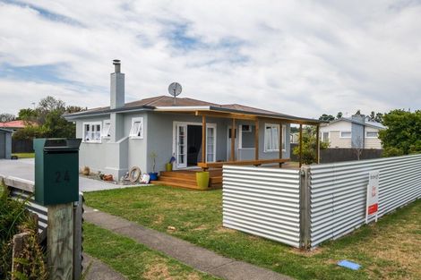 Photo of property in 24 Haldane Street, Elgin, Gisborne, 4010