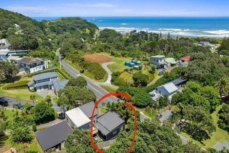 Photo of property in 352 Motutara Road, Muriwai, 0881