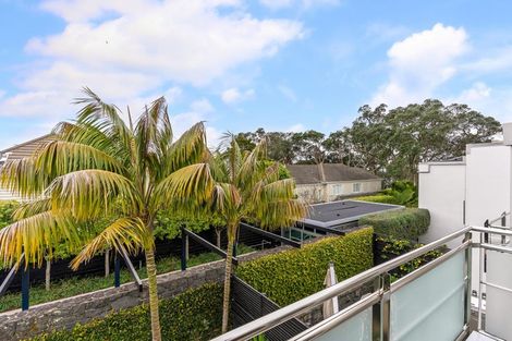 Photo of property in 5/258 Hurstmere Road, Takapuna, Auckland, 0622