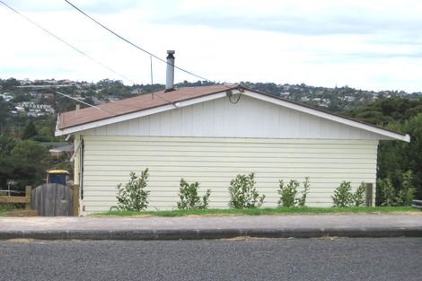 Photo of property in 1/19 Seaview Road, Glenfield, Auckland, 0629