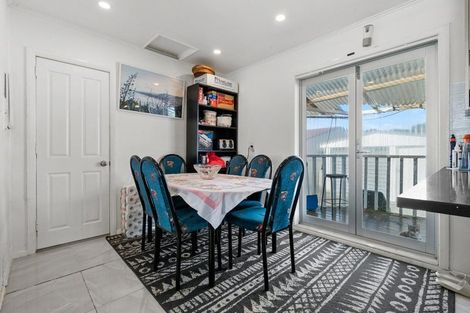 Photo of property in 8 Julian Place, Otara, Auckland, 2023