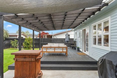 Photo of property in 73 Jellicoe Street, Martinborough, 5711