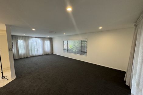 Photo of property in 11 Aspen Way, Kelvin Grove, Palmerston North, 4414