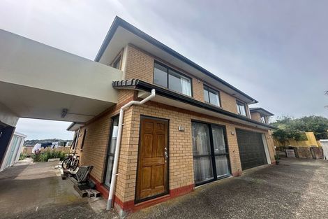 Photo of property in 16 Mangerton Lane, East Tamaki Heights, Auckland, 2016