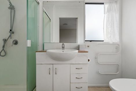 Photo of property in 327 Chapel Road, Flat Bush, Auckland, 2016