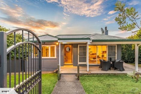 Photo of property in 4 Rame Road, Greenhithe, Auckland, 0632