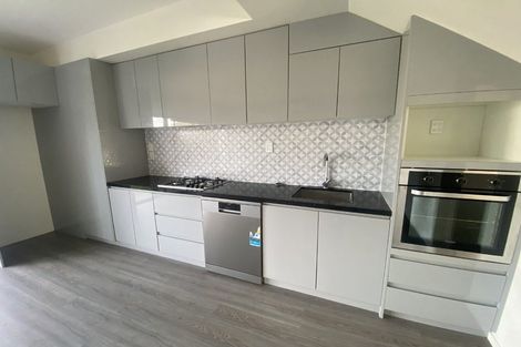 Photo of property in 8 Pasla Close, Papakura, 2110