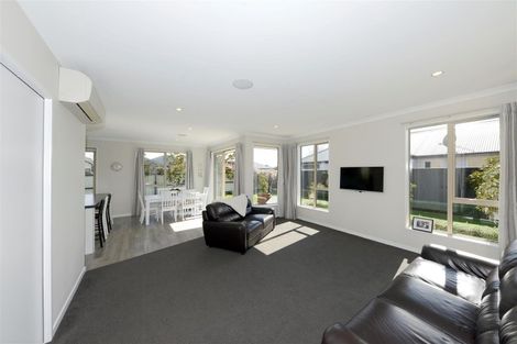 Photo of property in 4 Crown Close, Prebbleton, 7604