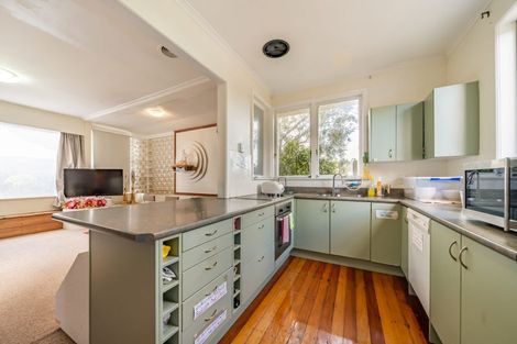 Photo of property in 298 Main Road, Tawa, Wellington, 5028