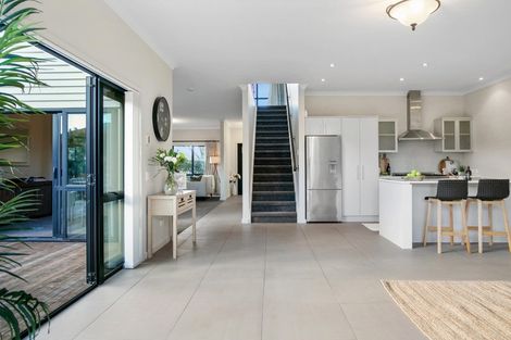 Photo of property in 8 Chateau Crescent, Rangatira Park, Taupo, 3330