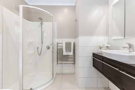 Photo of property in 129 Cockayne Road, Khandallah, Wellington, 6035