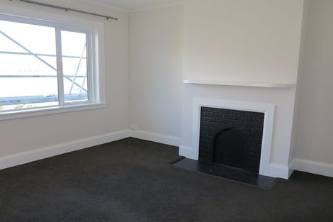 Photo of property in 2/77 Maida Vale Road, Roseneath, Wellington, 6011