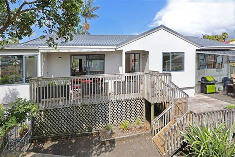 Photo of property in 5 Cognac Place, Henderson, Auckland, 0612