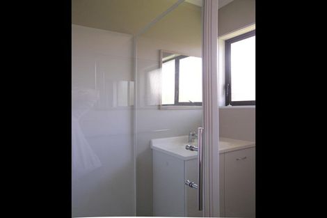 Photo of property in 2/24 Prictor Street, Papakura, 2110