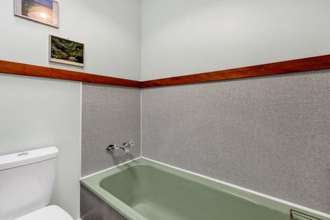 Photo of property in 12 Wicksteed Street, Vogeltown, New Plymouth, 4310