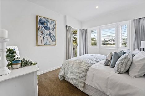 Photo of property in 24 Otakau Road, Milford, Auckland, 0620