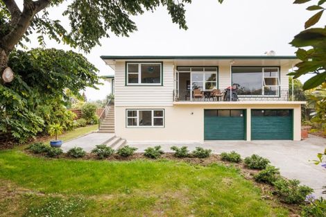 Photo of property in 5 Wigan Place, Hokowhitu, Palmerston North, 4410