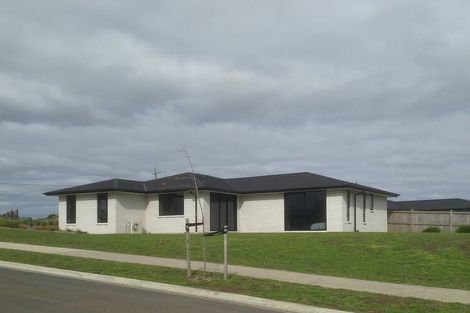 Photo of property in 21 Swan Road, Te Kauwhata, 3710