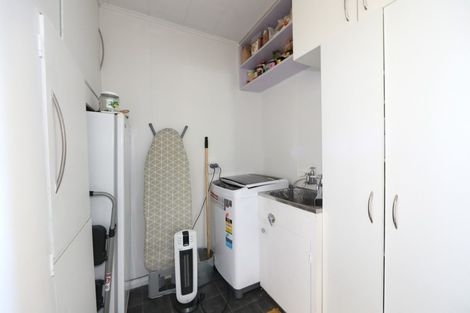 Photo of property in 12 Domain Road, Haumoana, 4102