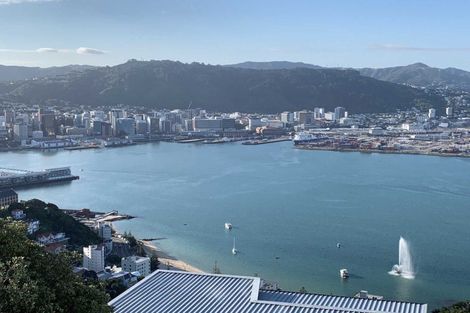 Photo of property in 15 Robieson Street, Roseneath, Wellington, 6011