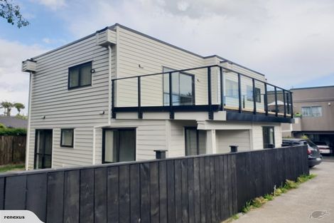 Photo of property in 49a Price Crescent, Mount Wellington, Auckland, 1060