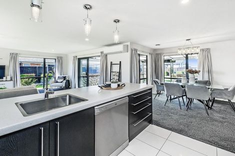 Photo of property in 25 Navy Loop, Rolleston, 7614