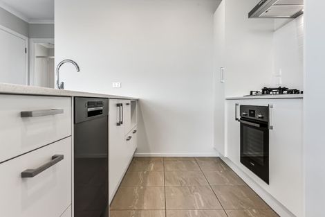 Photo of property in 73 Waruhia Crescent, Rototuna North, 3281