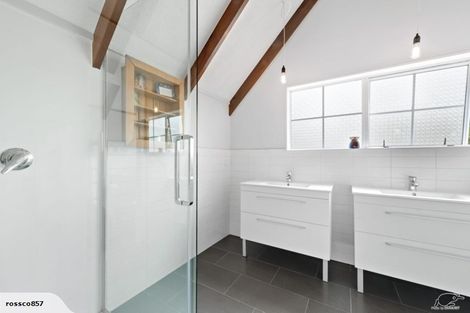 Photo of property in 857 Paparata Road, Mangatawhiri, Bombay, 2675