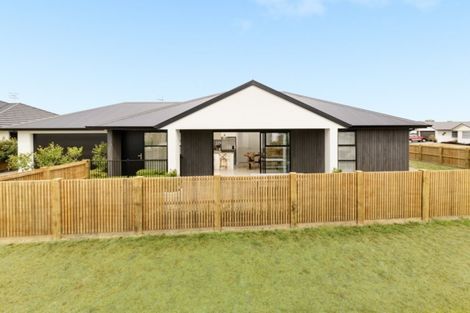 Photo of property in 2 Te Ataiti Lane, Pyes Pa, Tauranga, 3112