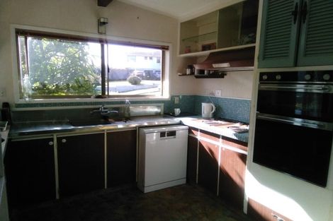 Photo of property in 20 Mountain Road, Morningside, Whangarei, 0110