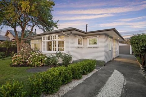 Photo of property in 14 Stenness Avenue, Somerfield, Christchurch, 8024