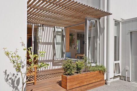 Photo of property in 132 Southampton Street, Sydenham, Christchurch, 8023