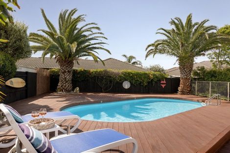 Photo of property in 587 Grenada Street, Papamoa Beach, Papamoa, 3118