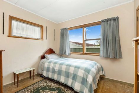 Photo of property in 38 Tennyson Crescent, Stoke, Nelson, 7011