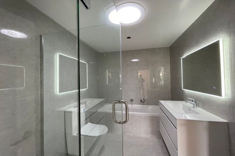 Photo of property in 36a Vodanovich Road, Te Atatu South, Auckland, 0610