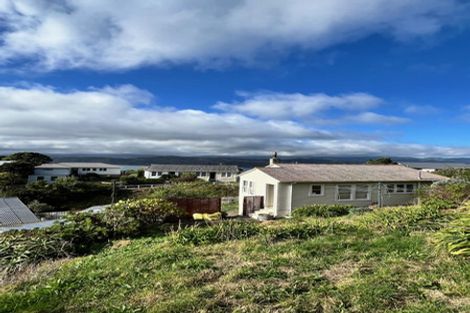 Photo of property in 6 Bowes Crescent, Strathmore Park, Wellington, 6022