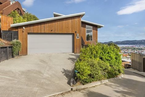 Photo of property in 85e Seatoun Heights Road, Seatoun, Wellington, 6022