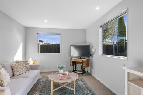 Photo of property in 21 Croftwood Lane, Harewood, Christchurch, 8051