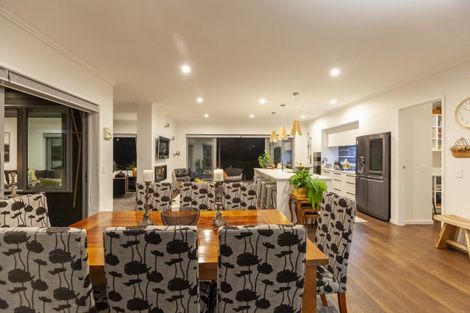 Photo of property in 3 Lamont Place, Waikanae, 5036