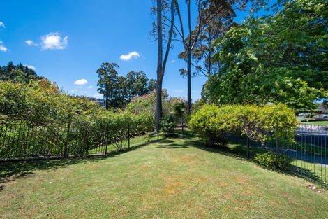 Photo of property in 56 Sapperton Drive, Henderson, Auckland, 0612