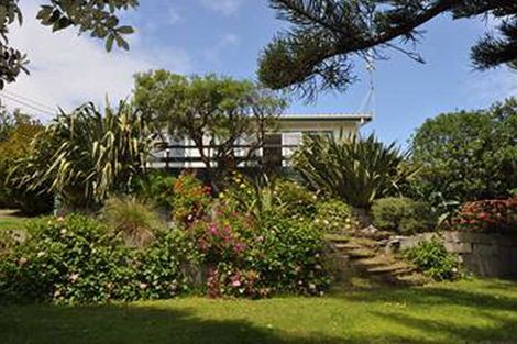 Photo of property in 6 Granville Street, Te Horo Beach, Otaki, 5581
