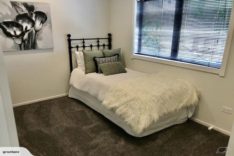 Photo of property in 39a Hetley Crescent, Taradale, Napier, 4112